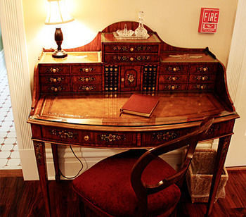 The Inn On Negley Питсбърг Екстериор снимка